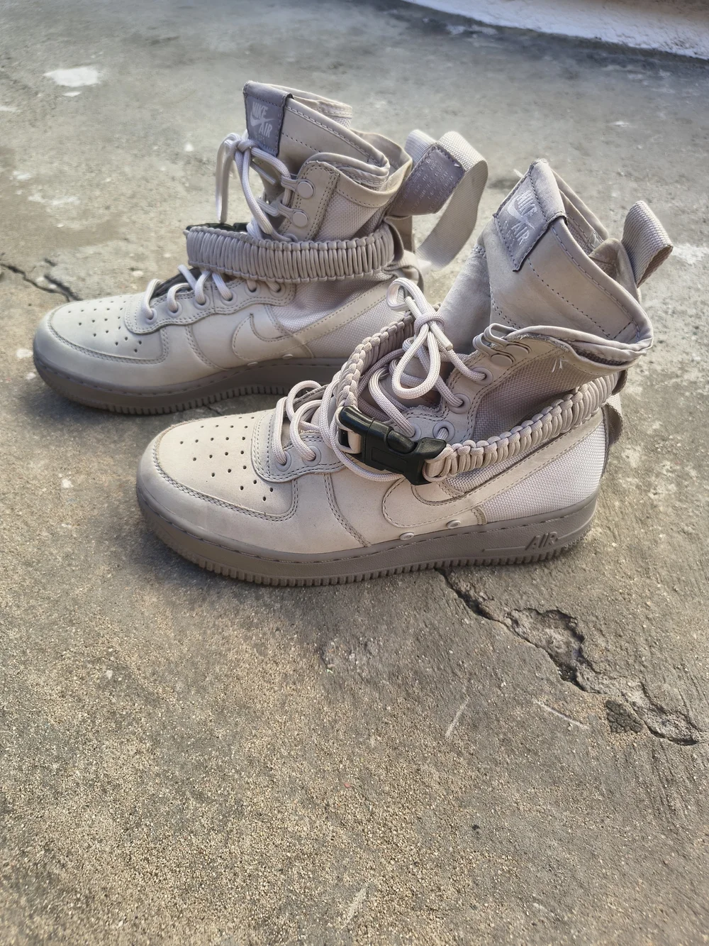 Nike SF Air Force 1 Mid 